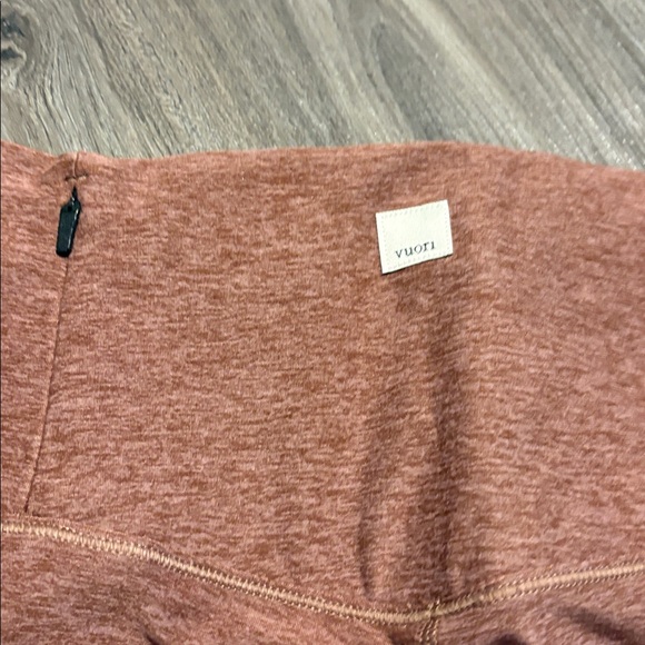 EUC Vuori Hazelnut Heather Clean Elevation Leggings - Long (Size Medium) - Picture 8 of 10